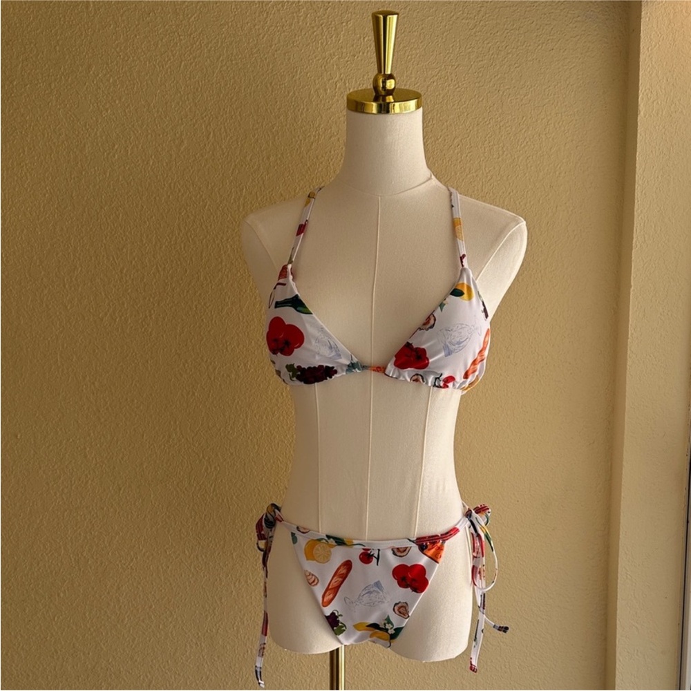 Lisa Says Gah Pamela bikini set - Picture 3 of 9